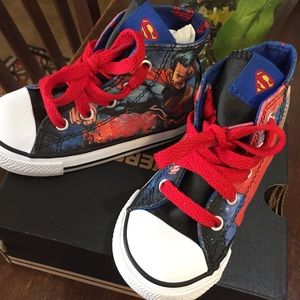 Toddler Superman converse